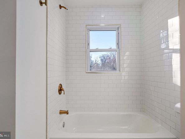 4816 Edwards Street, Alexandria VA 22312