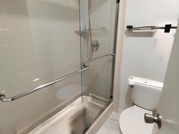 8360 Greensboro Drive 207, Mclean VA 22102