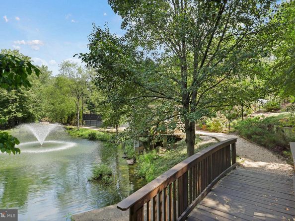 8360 Greensboro Drive 207, Mclean VA 22102