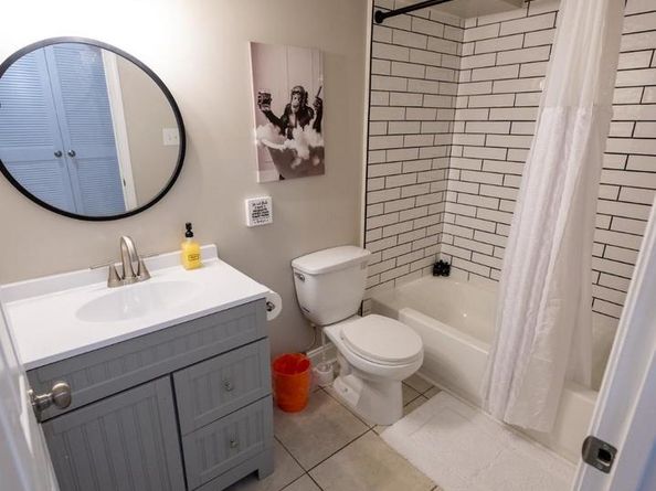 908 13TH Street NE, Washington DC 20002