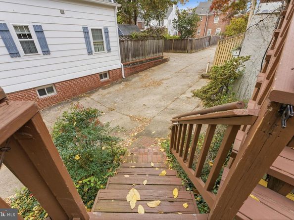 4607 Van Ness Street NW, Washington DC 20016