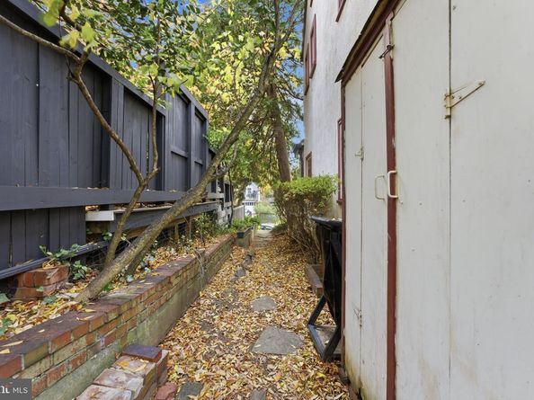 4607 Van Ness Street NW, Washington DC 20016