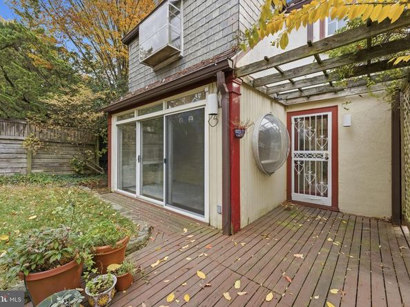 4607 Van Ness Street NW, Washington DC 20016