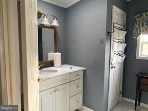 214 Dove Court, New Hope PA 18938