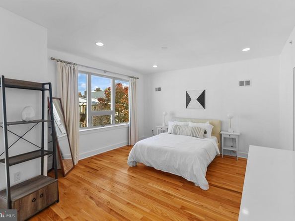 3304 Conrad Street, Philadelphia PA 19129