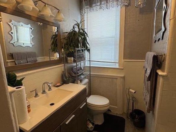 1137 W Wyoming Avenue, Philadelphia PA 19140