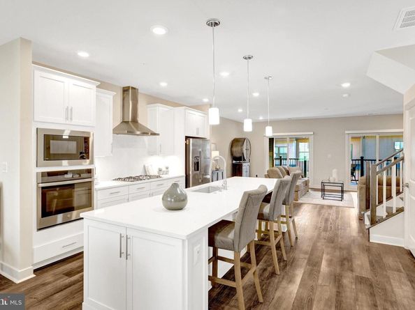 2334 Water Promenade Avenue 2H, Herndon VA 20171