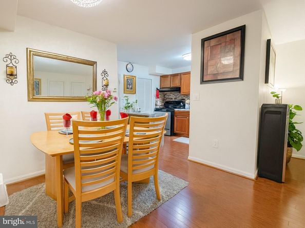 7322 Route 29 22/103, Falls Church VA 22046