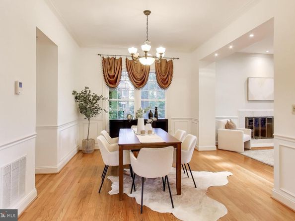 7806 Fox Gate Court, Bethesda MD 20817