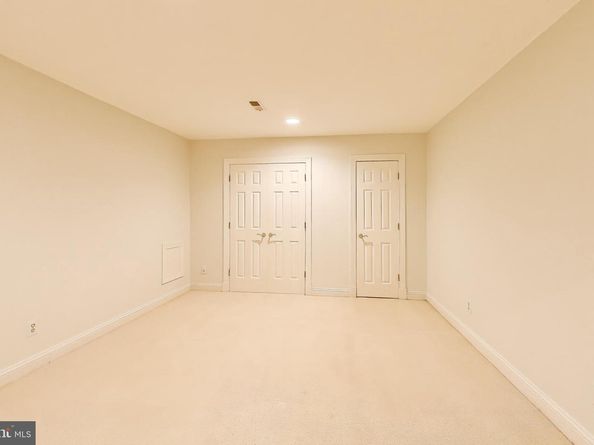 7806 Fox Gate Court, Bethesda MD 20817