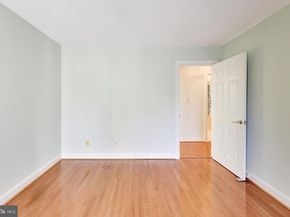 7806 Fox Gate Court, Bethesda MD 20817