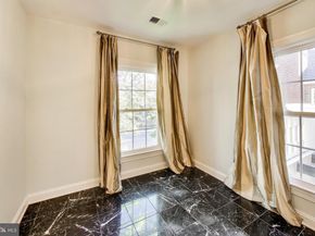 7806 Fox Gate Court, Bethesda MD 20817