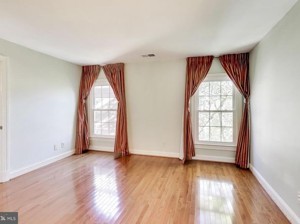 7806 Fox Gate Court, Bethesda MD 20817