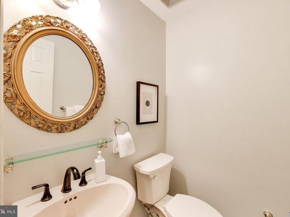 7806 Fox Gate Court, Bethesda MD 20817