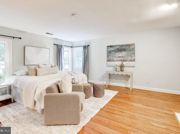 7806 Fox Gate Court, Bethesda MD 20817