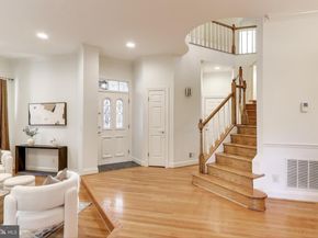 7806 Fox Gate Court, Bethesda MD 20817