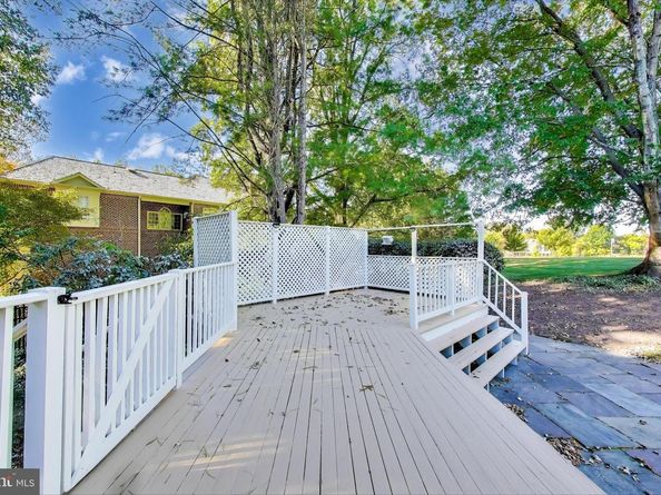 7806 Fox Gate Court, Bethesda MD 20817