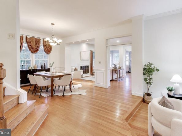 7806 Fox Gate Court, Bethesda MD 20817