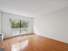 200 Lombard Street GU11, Philadelphia PA 19147