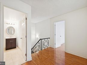 200 Lombard Street GU11, Philadelphia PA 19147