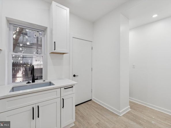 2321 Mountain Street, Philadelphia PA 19145