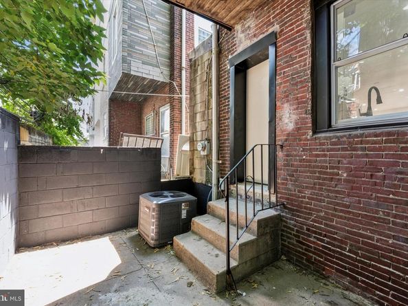 2321 Mountain Street, Philadelphia PA 19145