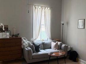 1504 Mount Vernon Street 2F, Philadelphia PA 19130