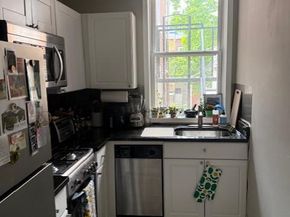 1504 Mount Vernon Street 2F, Philadelphia PA 19130