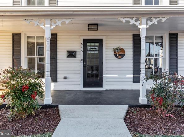 645 Jefferson Street, Herndon VA 20170