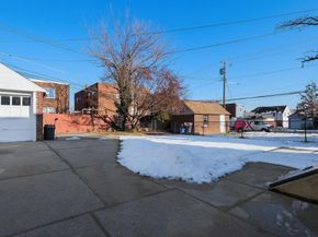 2035 Ripley Street, Philadelphia PA 19152