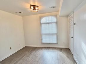 3322 Woodburn Village Drive 13, Annandale VA 22003