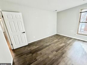 3322 Woodburn Village Drive 13, Annandale VA 22003