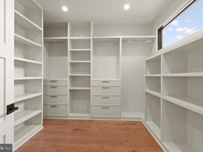 1111 Lakewood Drive SW, Vienna VA 22180