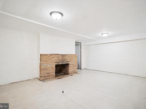 8112 Accotink Drive, Annandale VA 22003