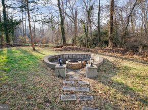 8112 Accotink Drive, Annandale VA 22003