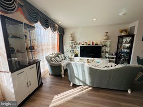 3005 Schirra Lane, Philadelphia PA 19125