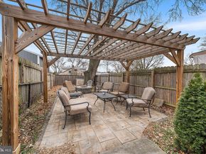 523 Old Elm Street, Conshohocken PA 19428