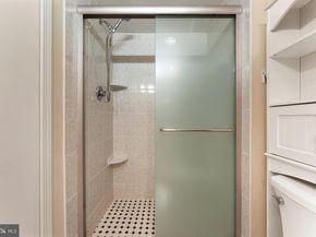 301 Byberry Road F1, Philadelphia PA 19116