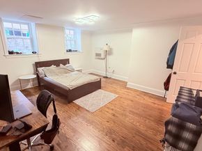 1016 Spruce Street 1R, Philadelphia PA 19107