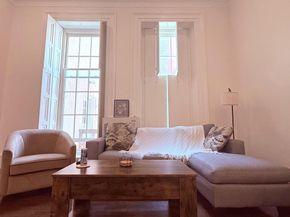 1016 Spruce Street 1R, Philadelphia PA 19107