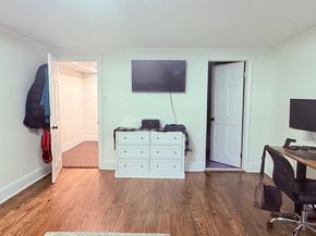 1016 Spruce Street 1R, Philadelphia PA 19107