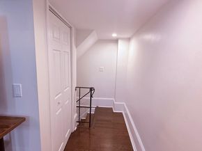 1016 Spruce Street 1R, Philadelphia PA 19107