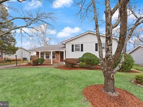 200 Williamsburg Road, Sterling VA 20164