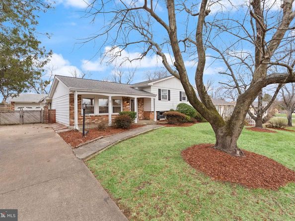 200 Williamsburg Road, Sterling VA 20164