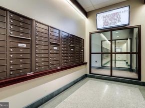 4600 S Four Mile Run Drive 226, Arlington VA 22204