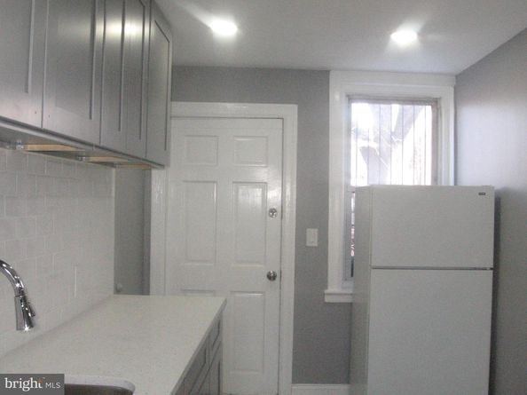 307 Clifton Avenue, Darby PA 19023