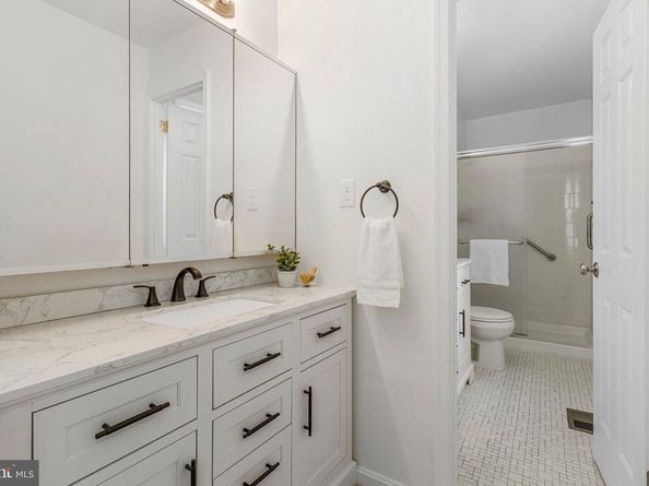 6739 Fairfax Road 7, Chevy Chase MD 20815