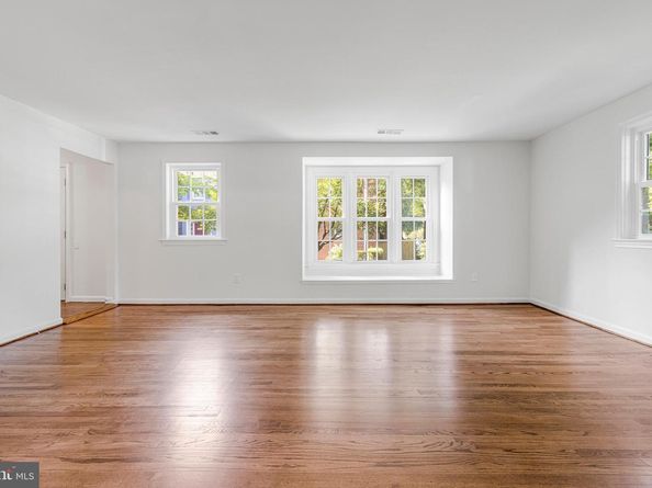 6739 Fairfax Road 7, Chevy Chase MD 20815