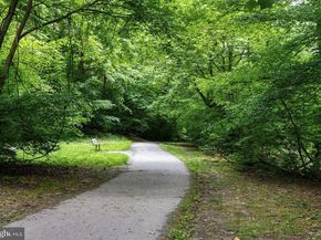 6739 Fairfax Road 7, Chevy Chase MD 20815