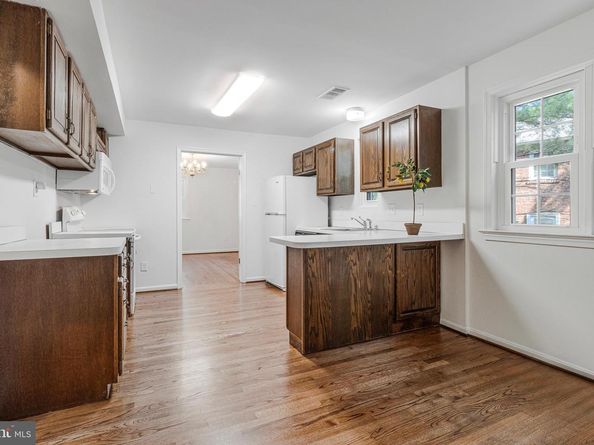 6739 Fairfax Road 7, Chevy Chase MD 20815